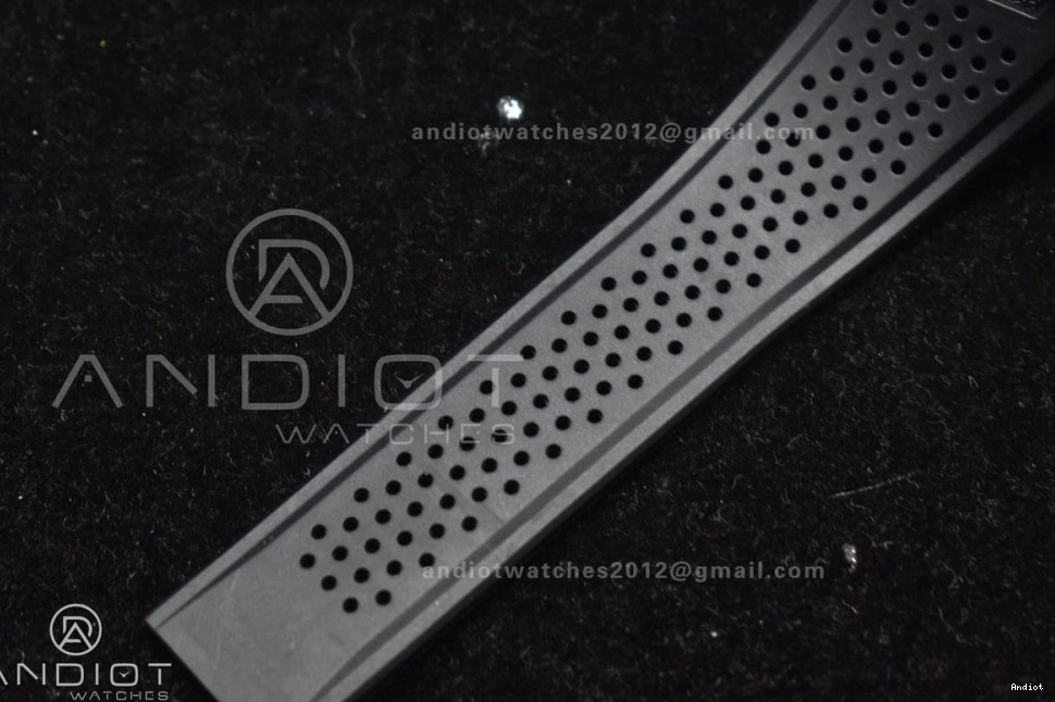 CAR201J Edition Carrera Special Calibre Heuer 01 CLEP TAG Heuer 1206